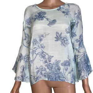LC Lauren Conrad blouse lightweight sea foam green floral print trumpet sleeve